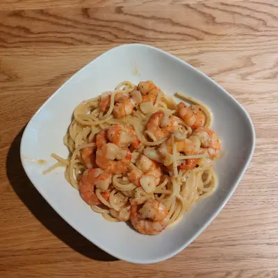 Lemon Garlic Shrimp Pasta