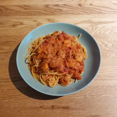 Creamy Tomato Garlic Butter Shrimp Pasta