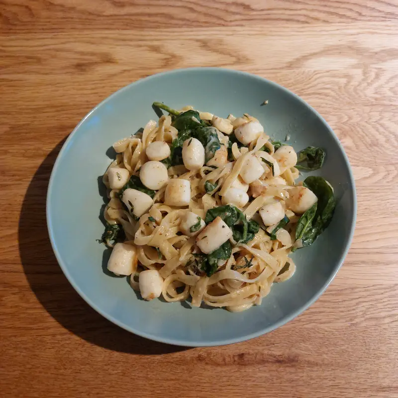 Scallop Pasta with Lemon and Herbs