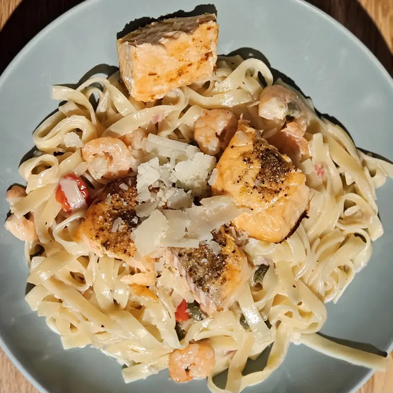 Creamy Salmon Pasta
